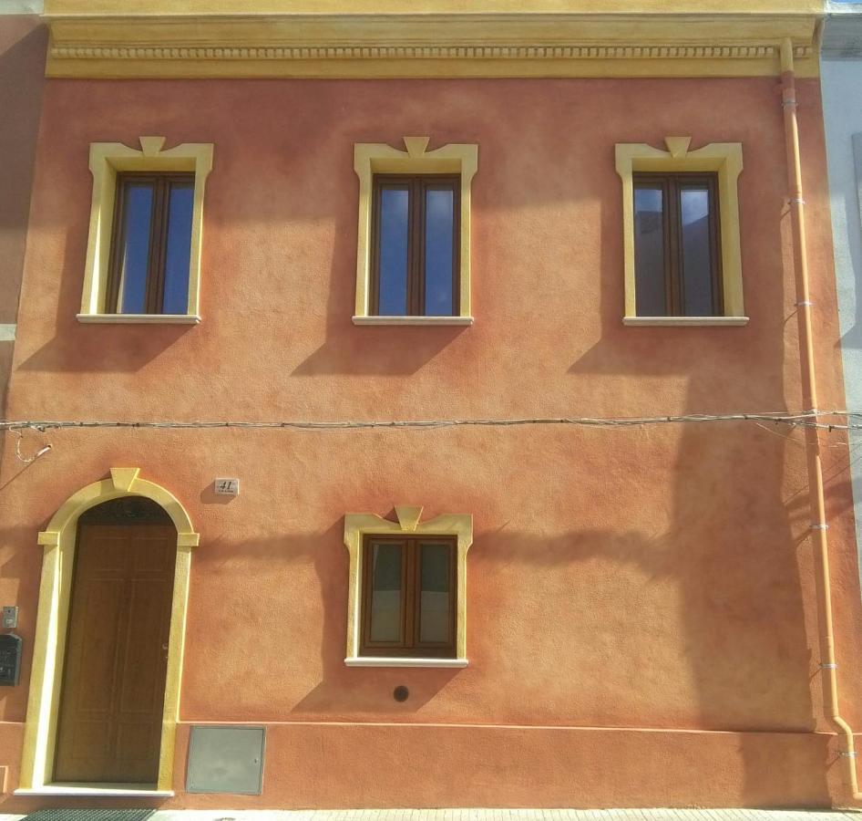 Affittacamere Vicino Al Porto Porto Torres Ngoại thất bức ảnh